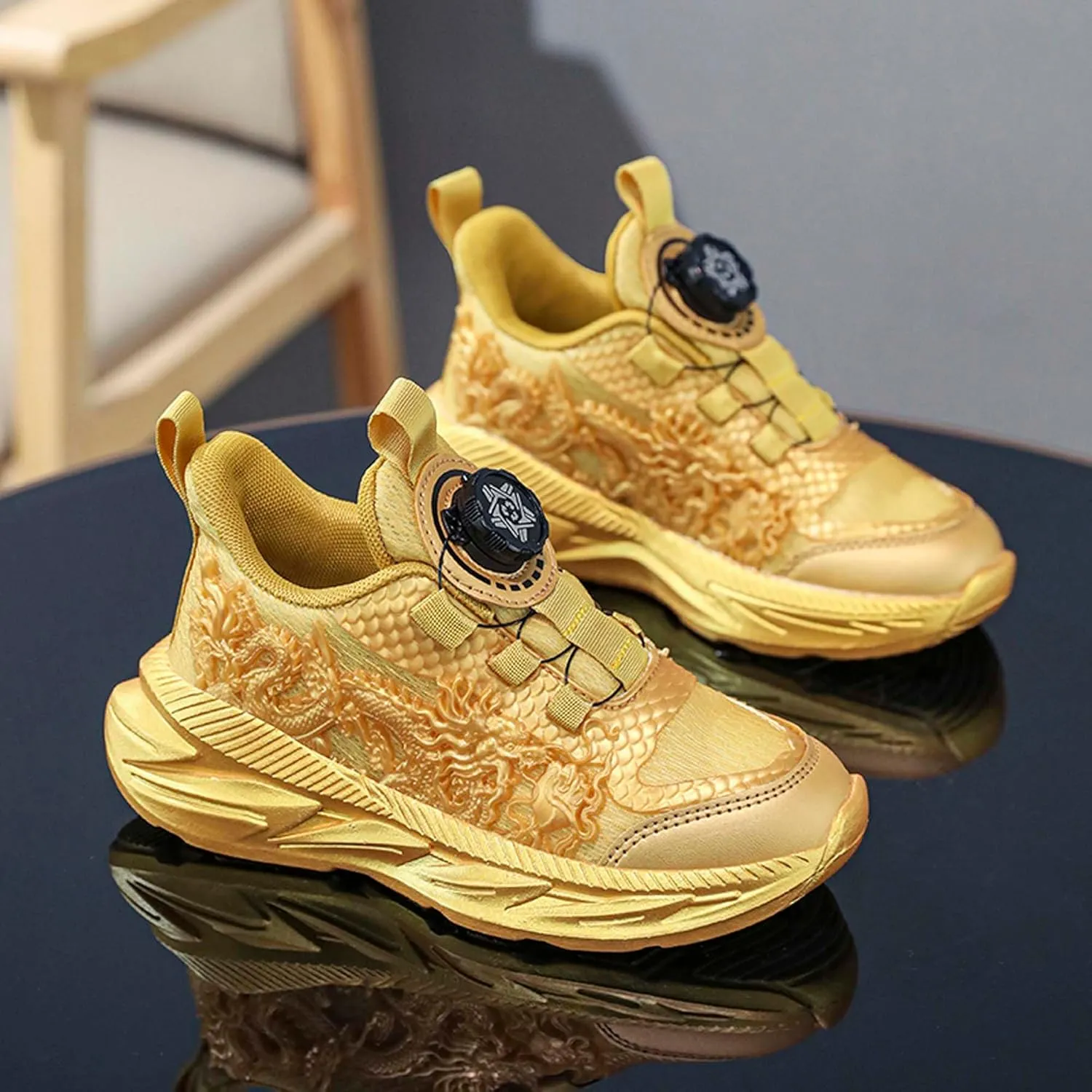 Kids Sneakers Boys Girls Night Glow Casual Walking Shoes Arch Support High Elasticity Badminton Shoes Lightweight Comfortable Sport Athletic 12.5~6.5 Sizes