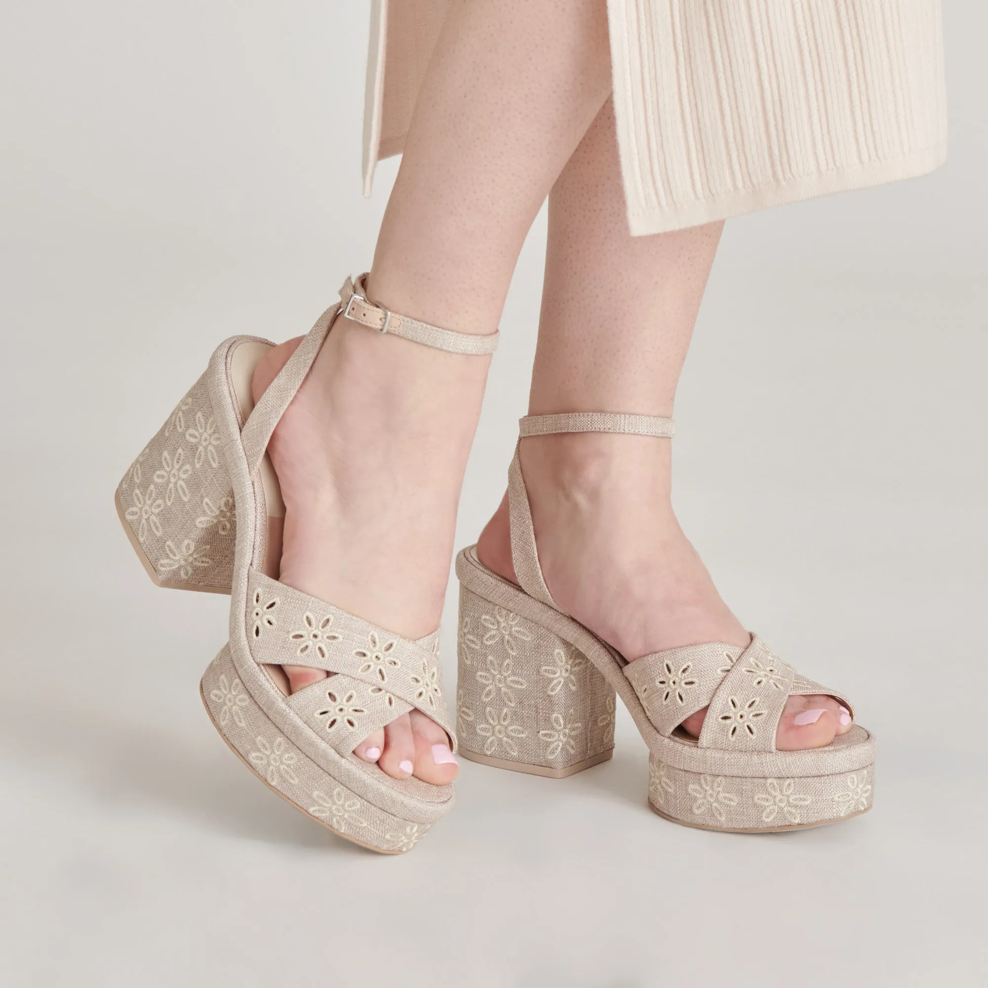 LAISHA HEELS ALMOND FLORAL EYELET Trend Spark Brunch Glam