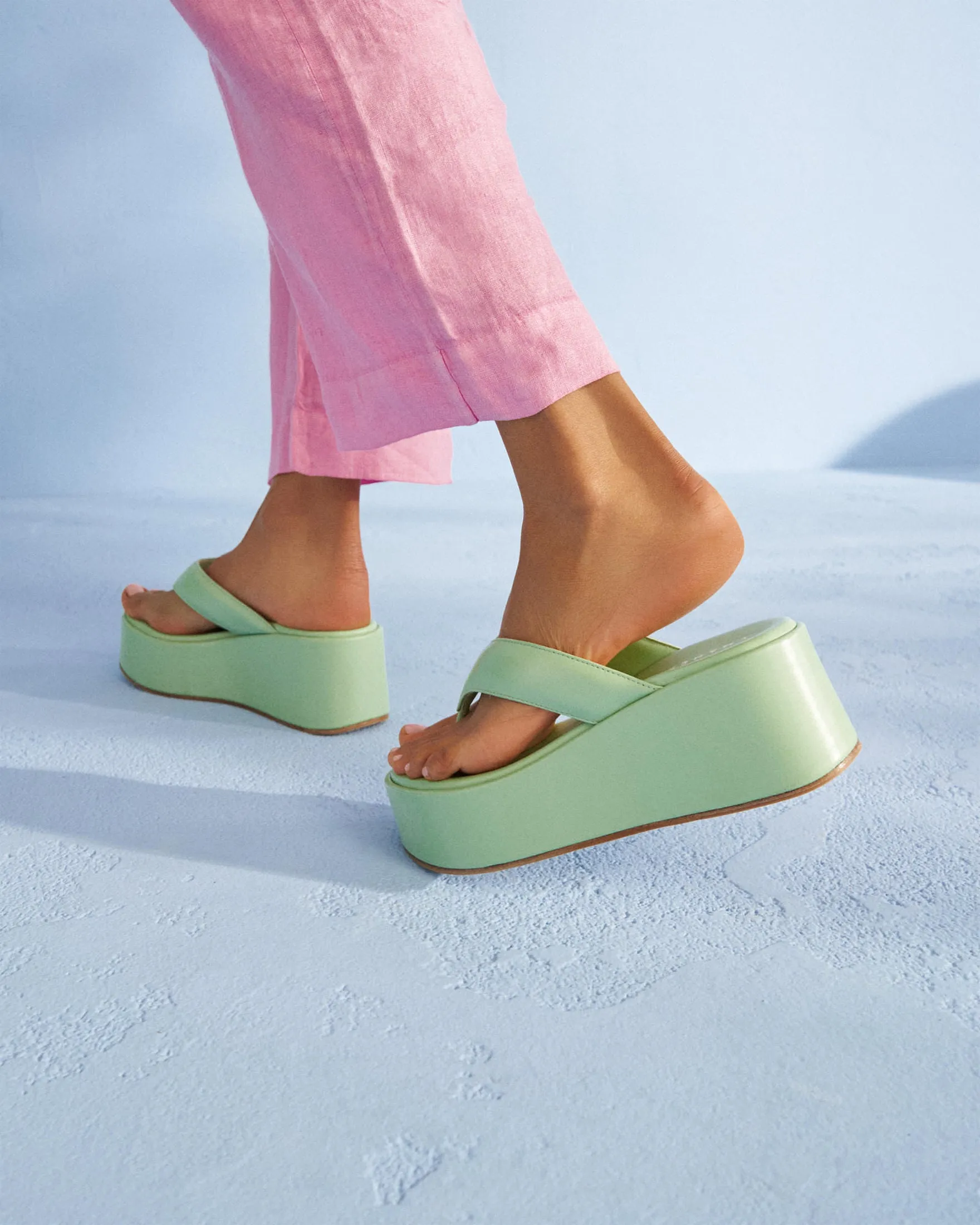 Leather Platform Sandals - E17HP - Emili Sindlev x Manebí Pastel Green