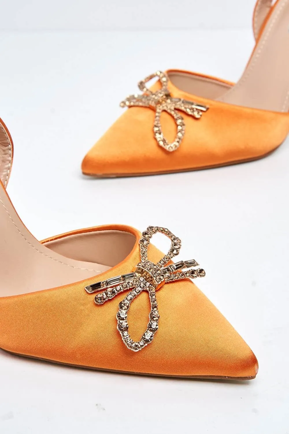 Leiria Diamante Bow Brooch Pointed Toe Spool Heel Court Shoe in Orange