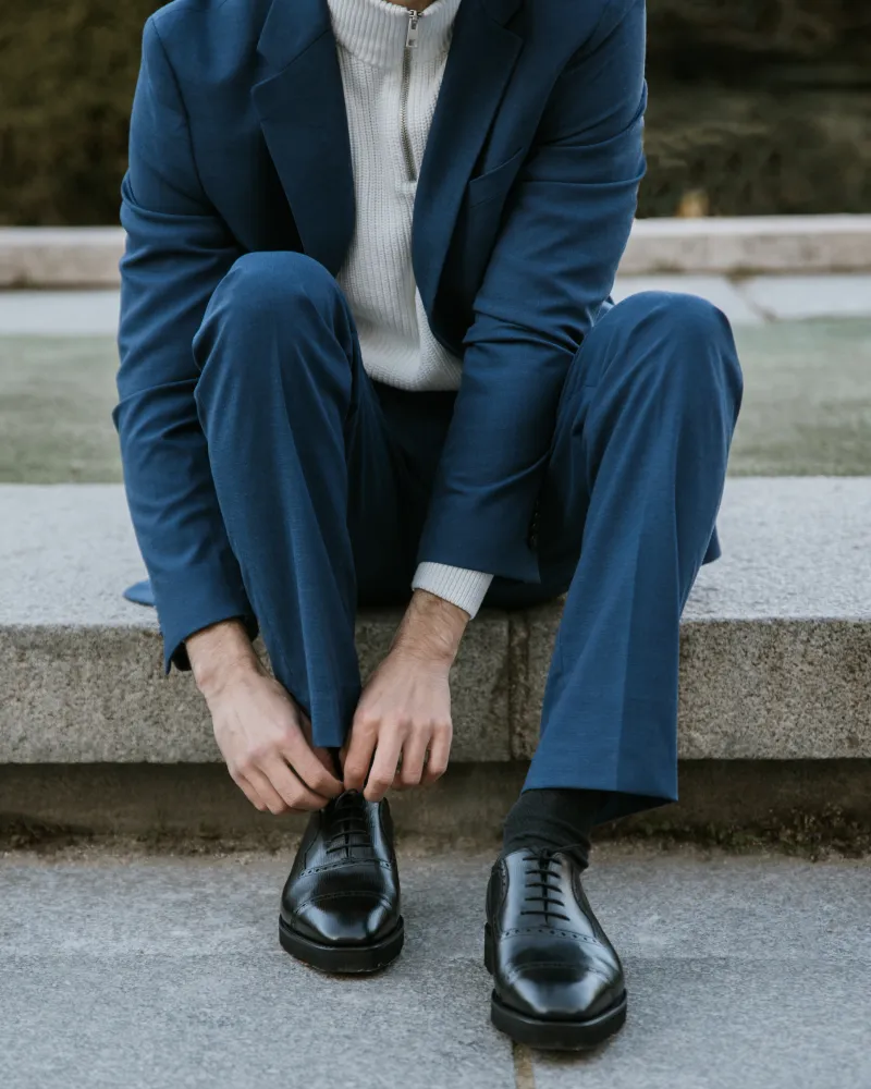 Dark color Black Brogue Lightweight Dress Shoe