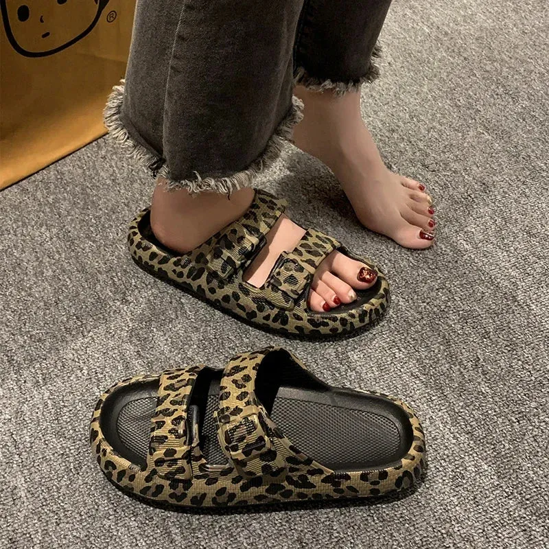 Mabel - Chic Leopard Print Slides for Women