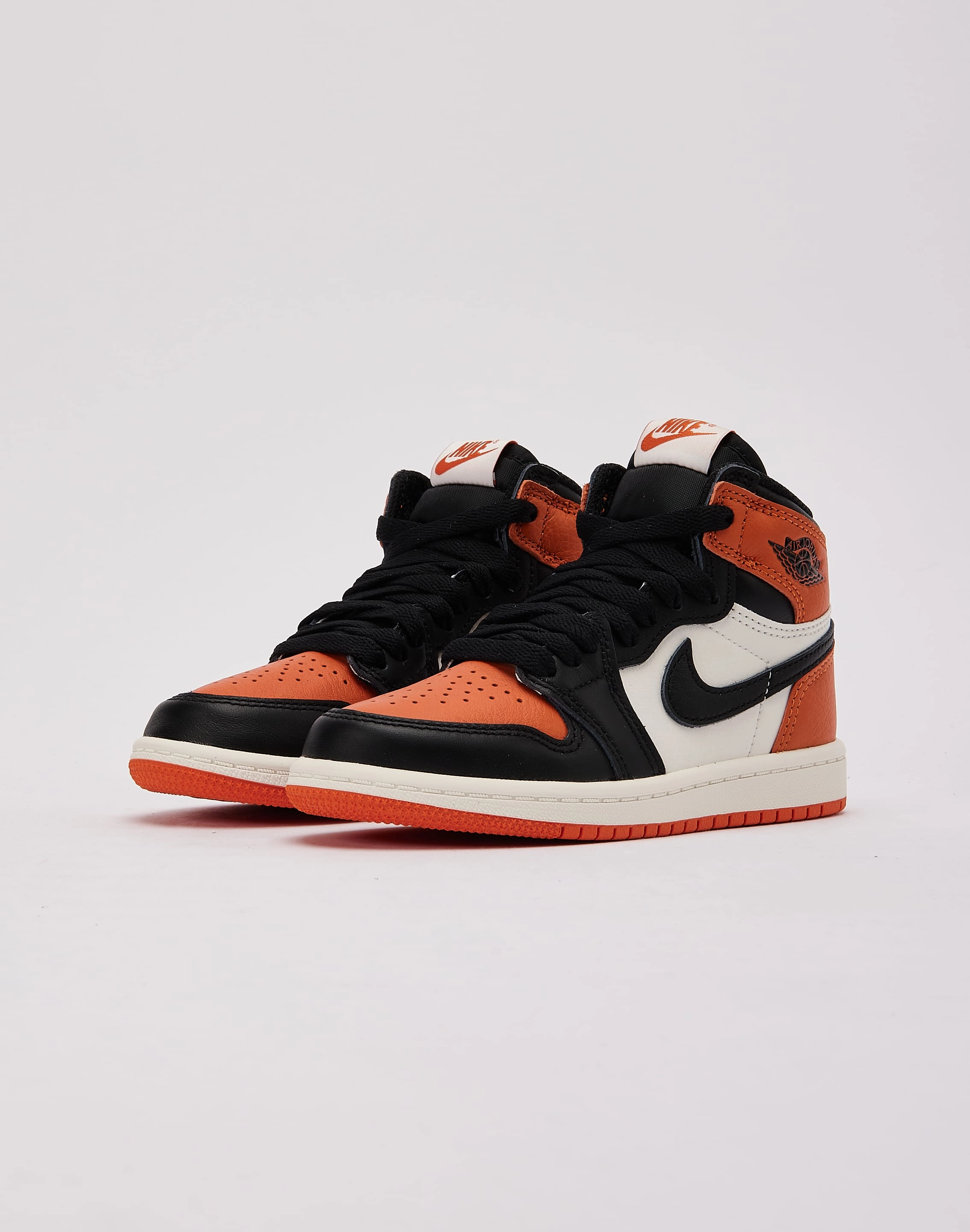 Jordan Air Jordan 1 Retro High OG 'Shattered Backboard' Pre-School Cozy Fit soccer players - specific benefits