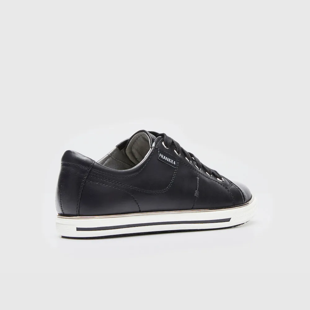 Nat II Black/White