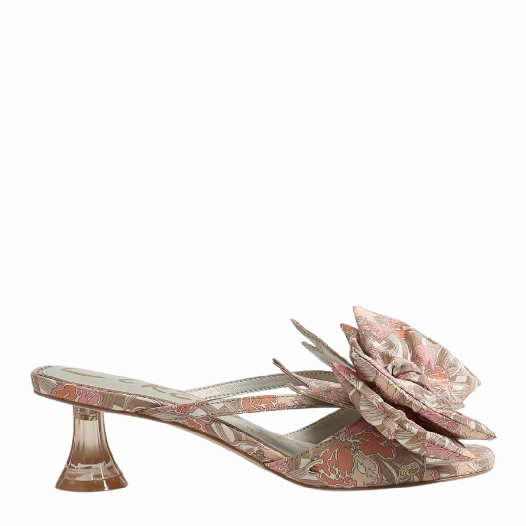 Trend-setting silhouette Natalia