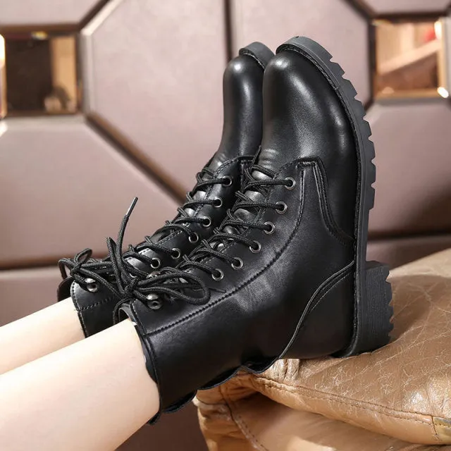 New Buckle Winter Motorcycle Boots Women British Style Ankle Boots Gothic Punk Low Heel ankle Boot Women Shoe Plus Size