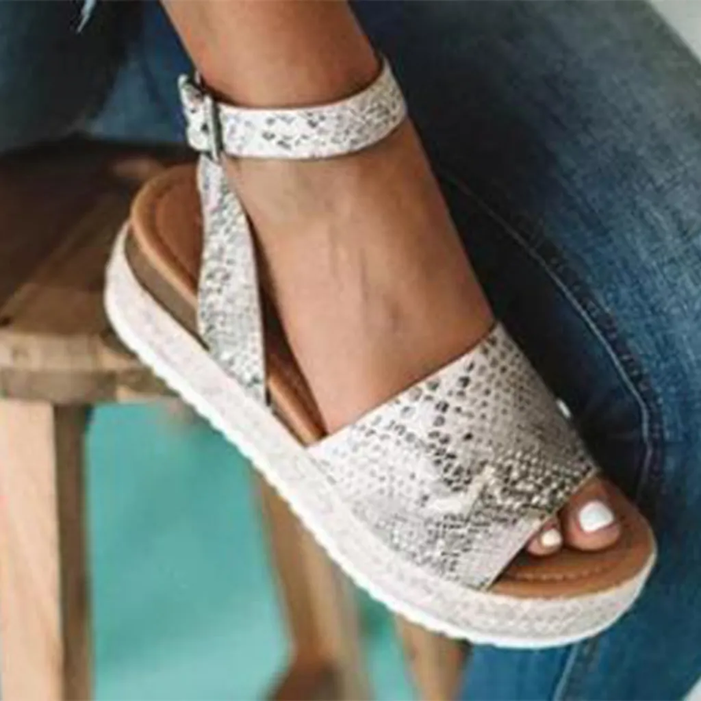 Open toe sandal