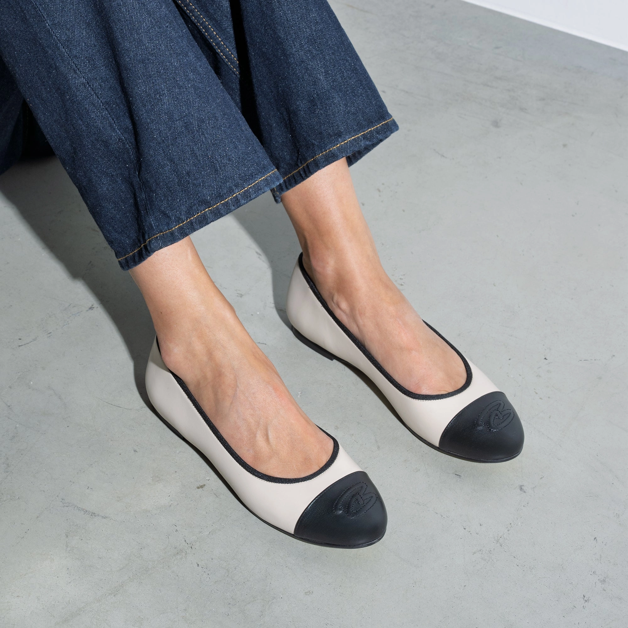 Vendo?me Ynes cream calfskin leather ballerinas Motion Control System Ergonomic Contouring