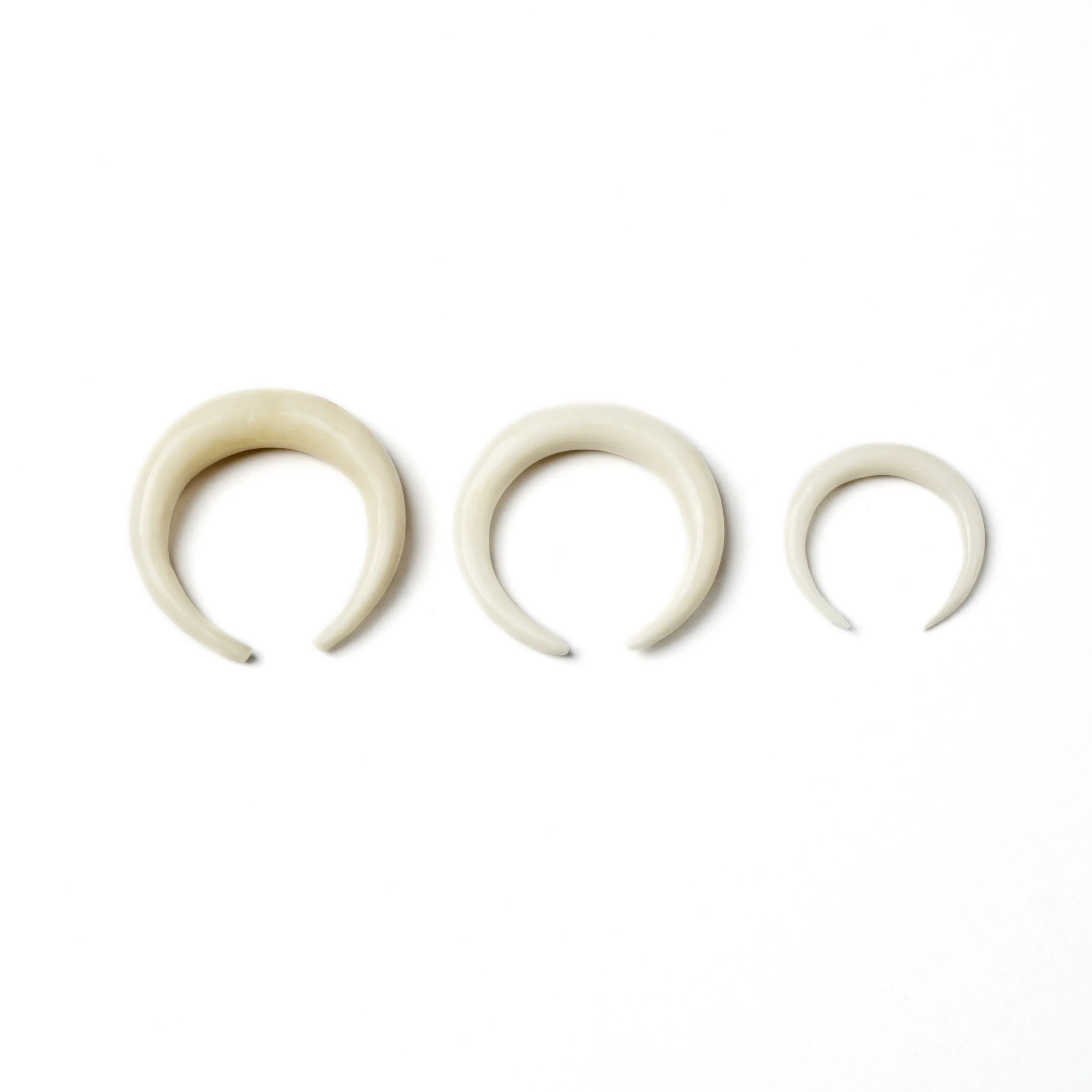 Round Hook Ear Stretchers