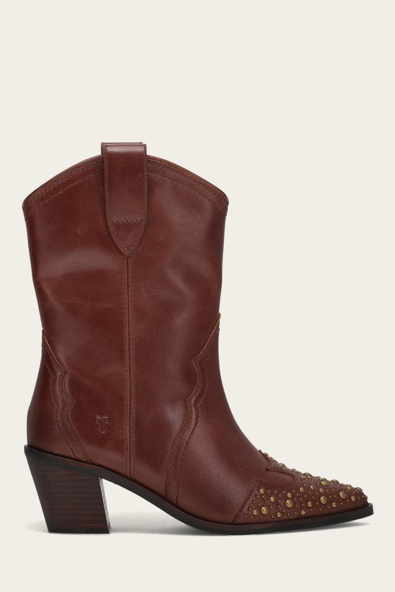 Sara Wingtip Stud Secure Grip