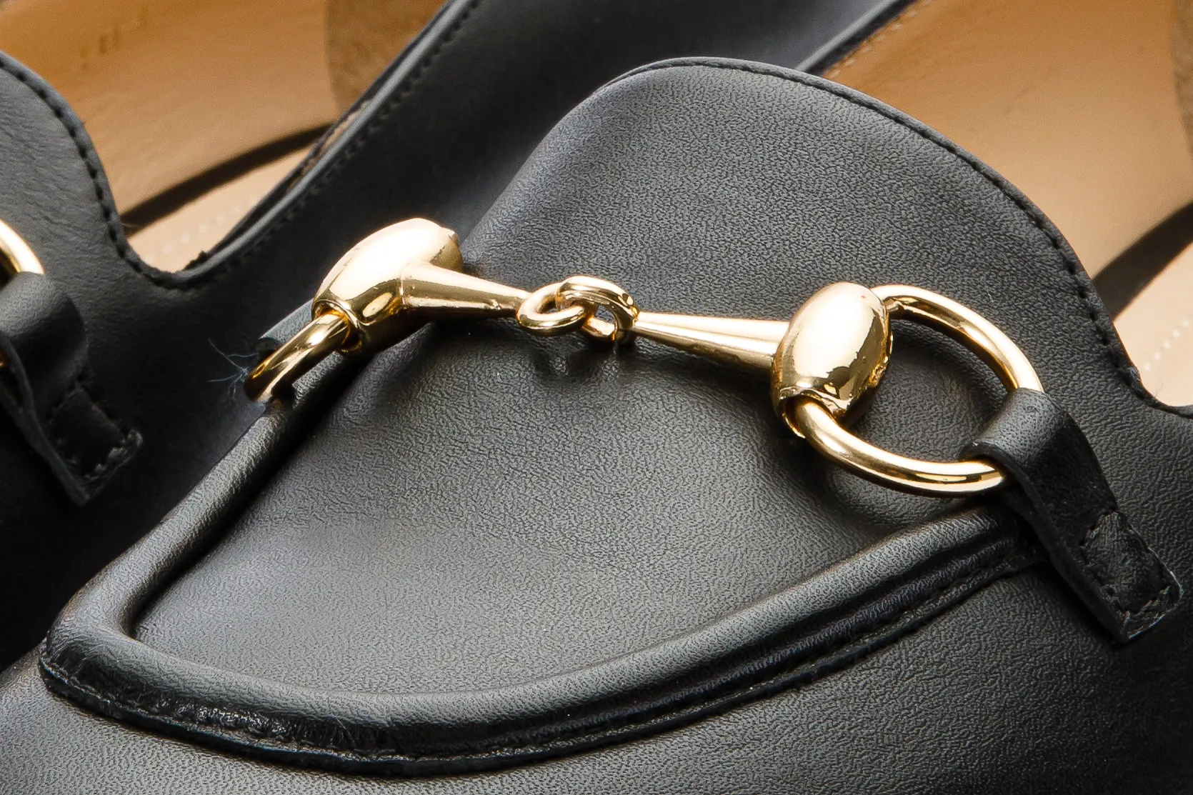 The Delhi Black Leather Block Heel Pump Women Shoe Casual Comfort