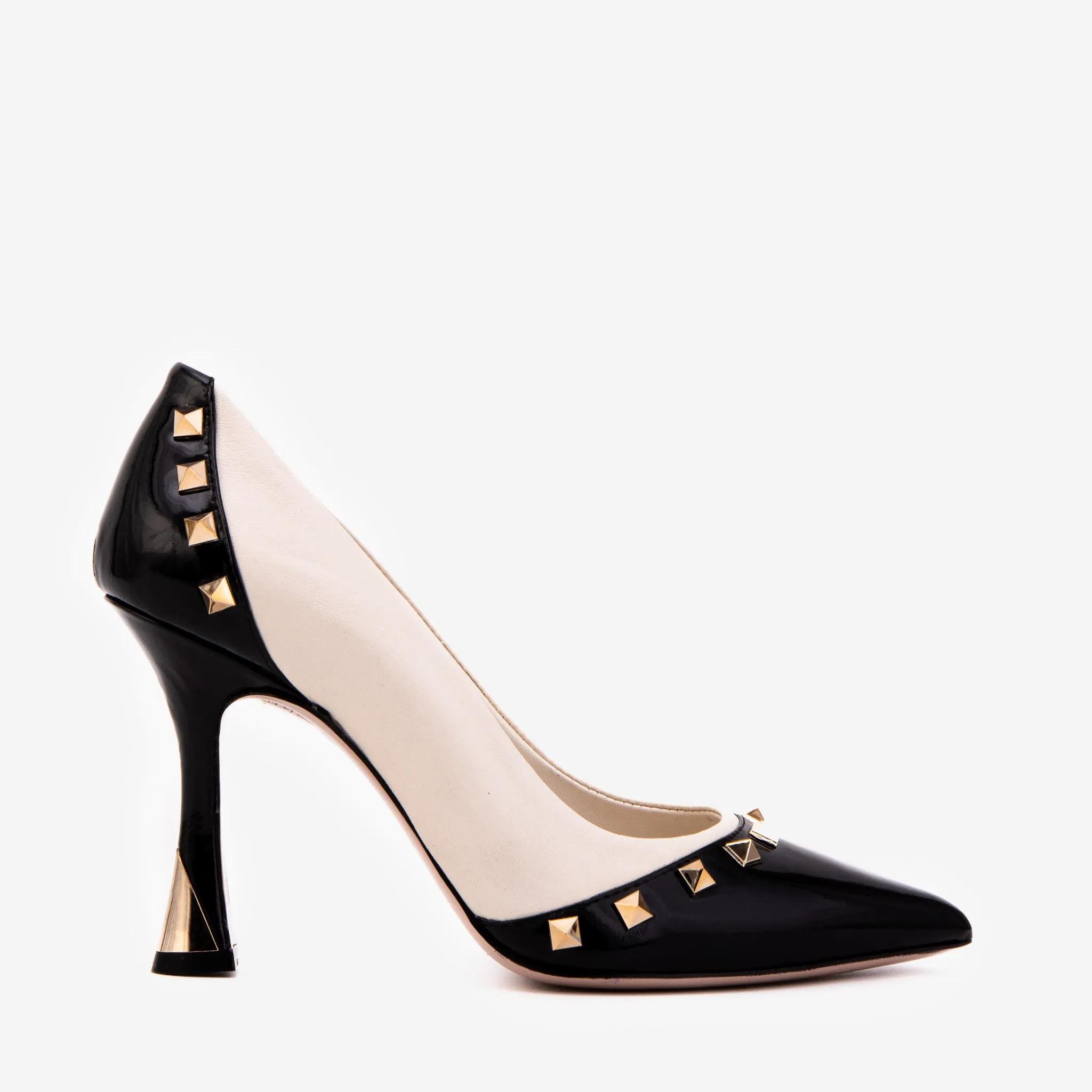 The Bella Vita Studded Beige & Black Leather Pump Women Shoe Icon Pick