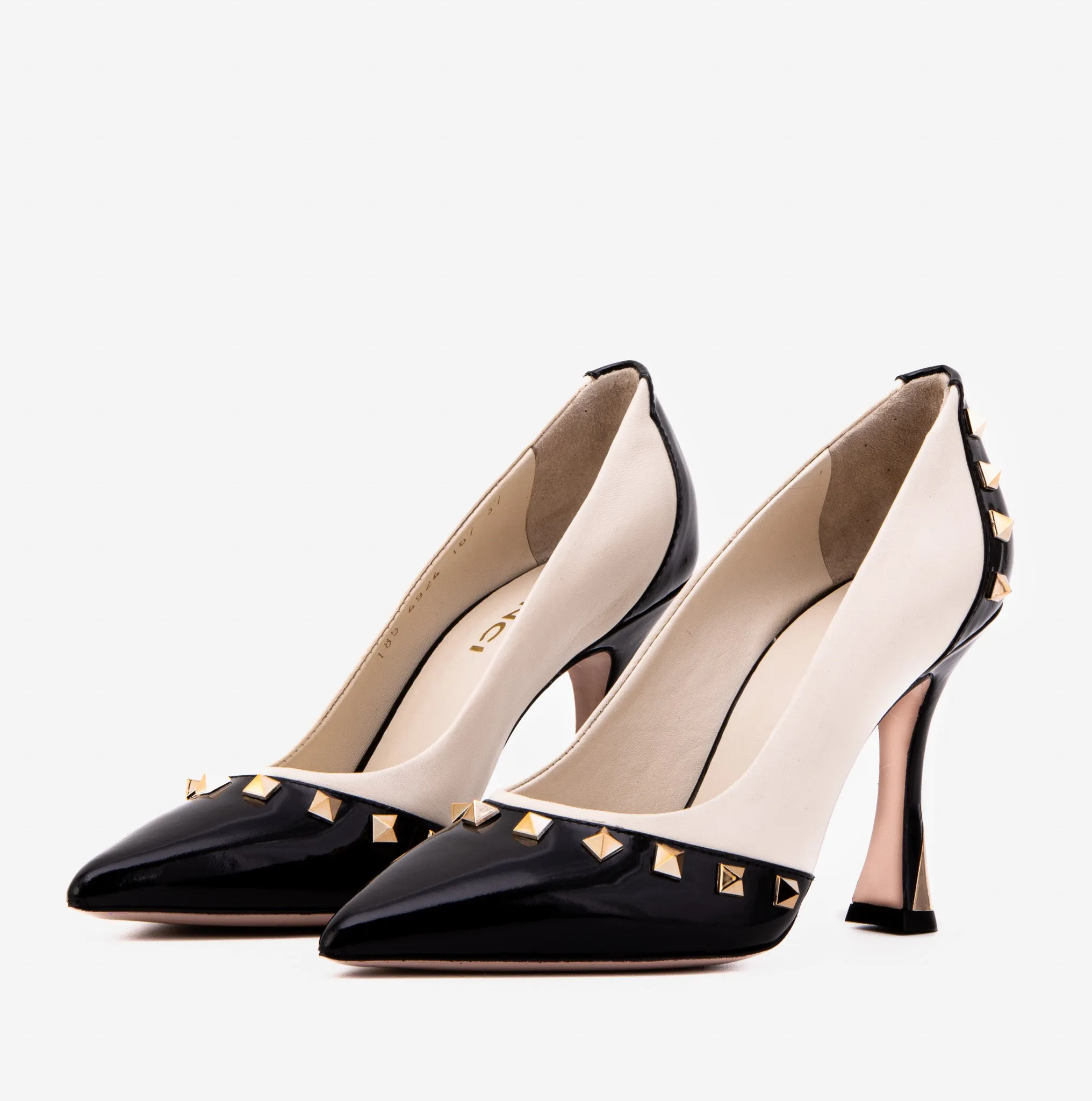 The Bella Vita Studded Beige & Black Leather Pump Women Shoe Statement style Stylish Step