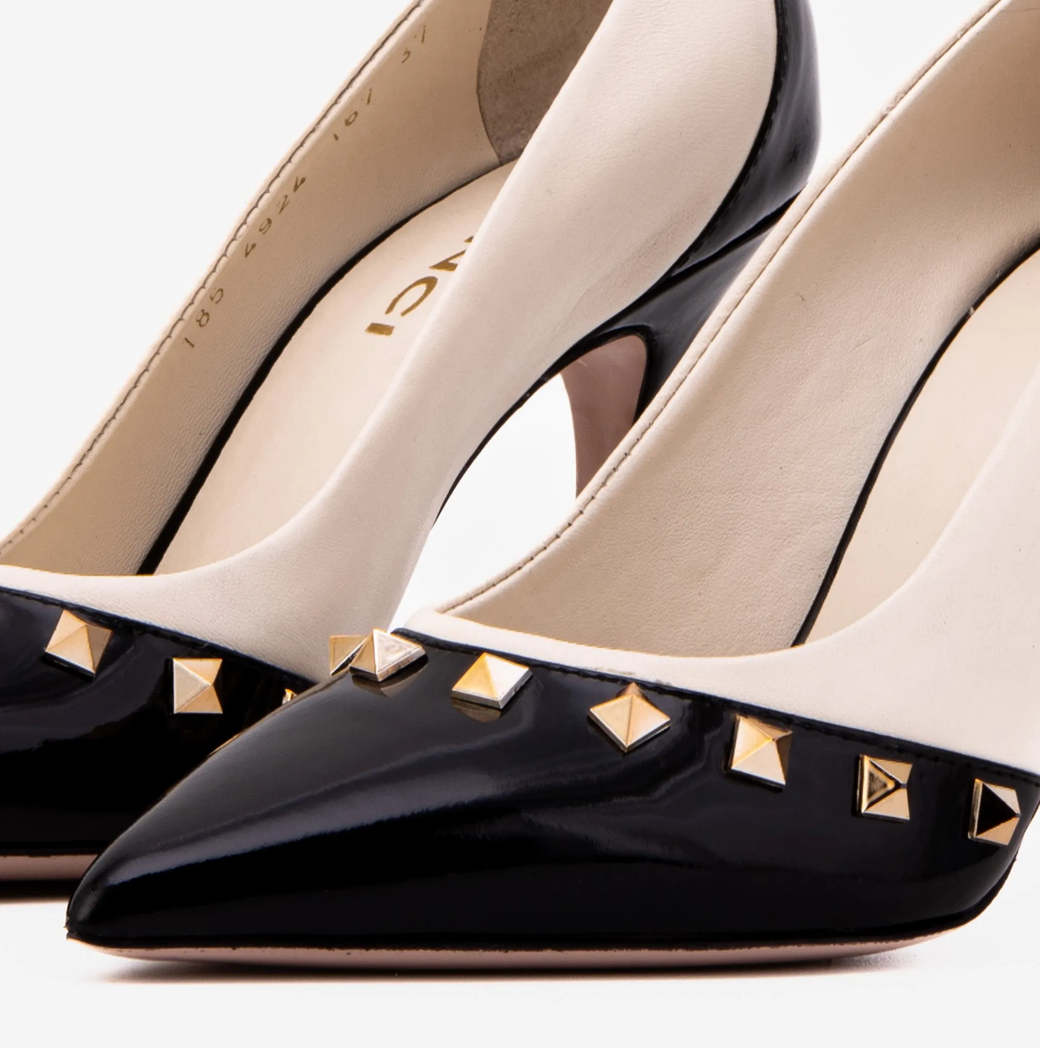 Leg Length Closed Toe Style The Bella Vita Studded Beige & Black Leather Pump Women Shoe