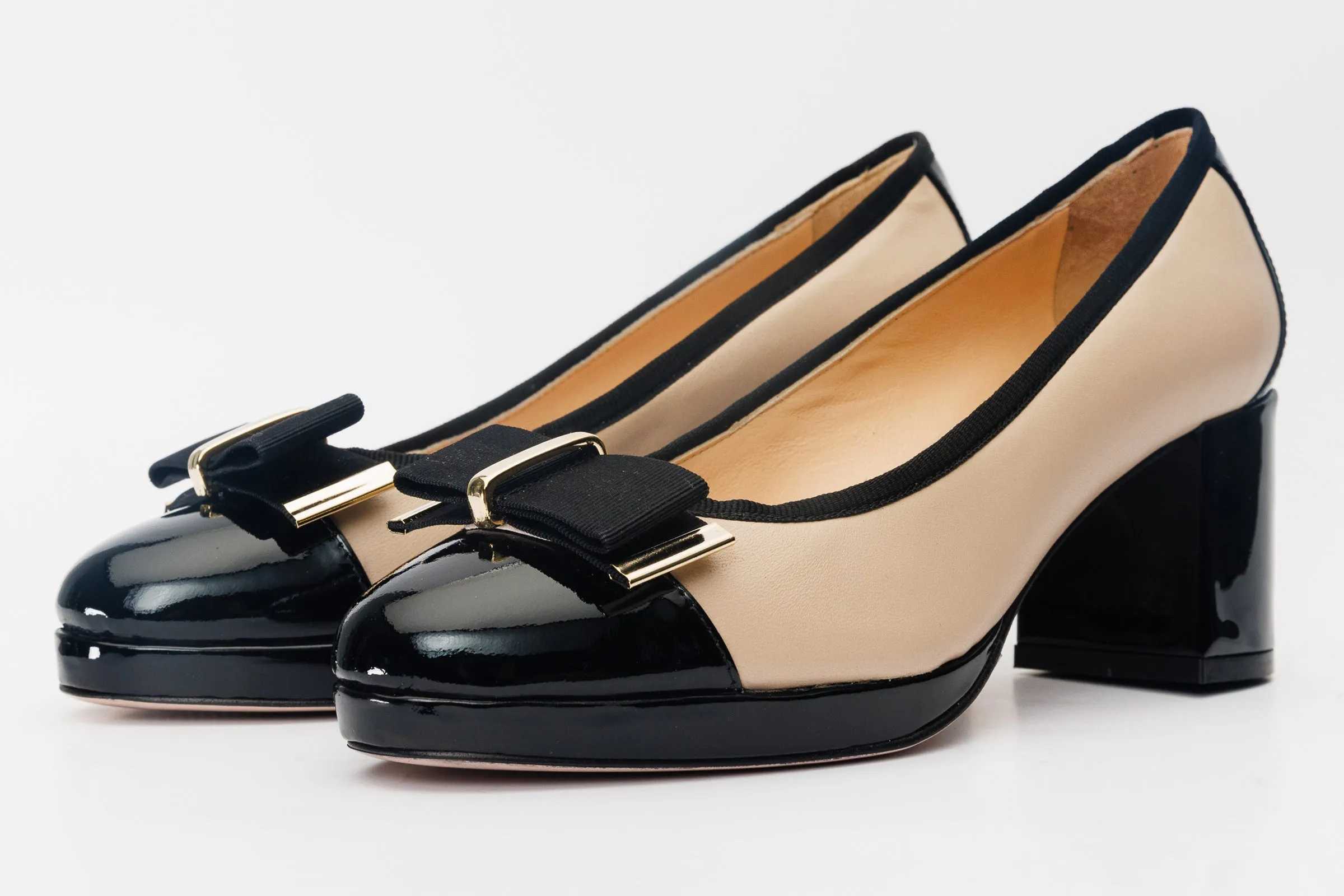 Dress Sandals Easy Walk The Fano Beige Leather Cap Toe Block Heel Pump Women Shoe