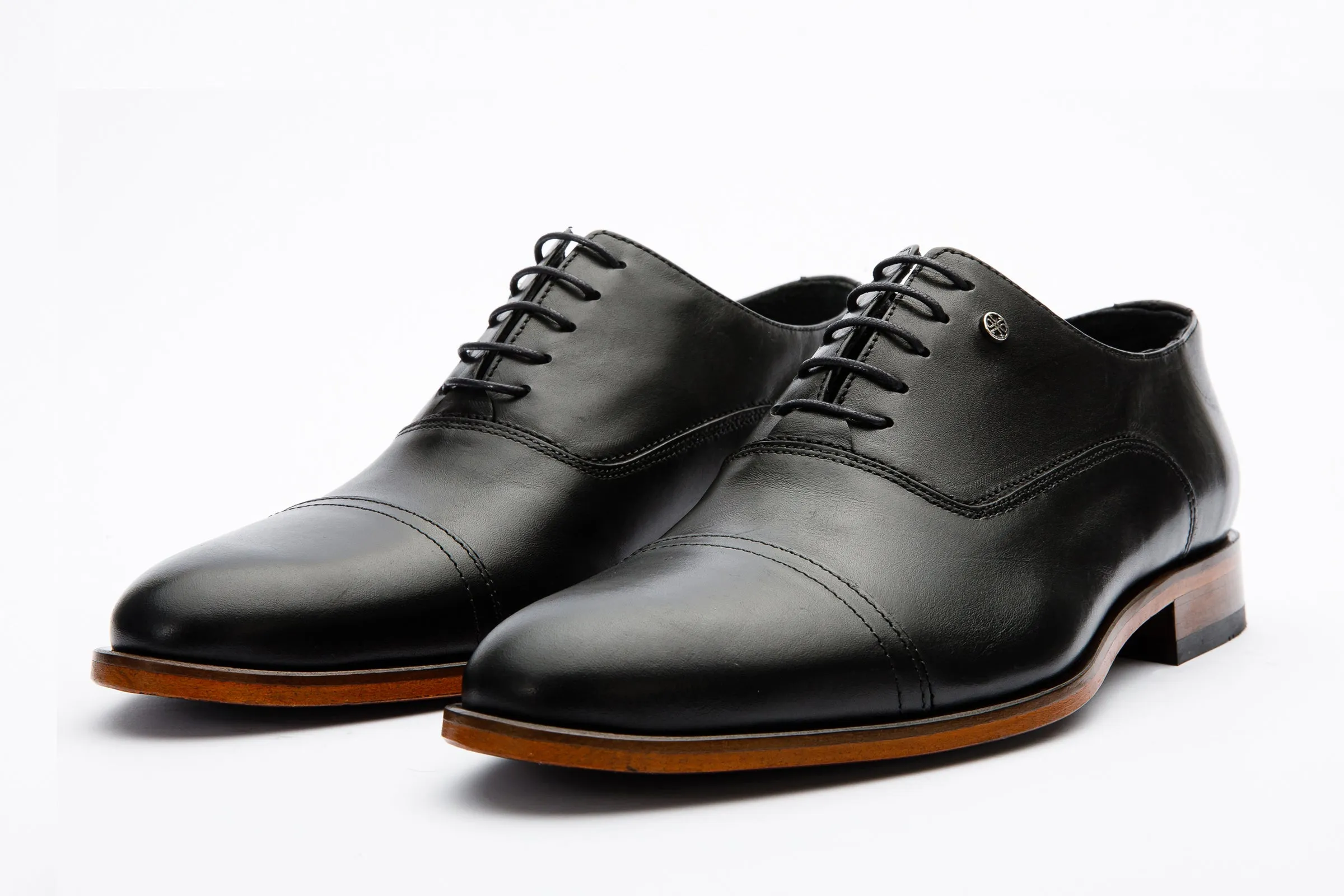 Pad Ease Contemporary Look The Gambaha Black Leather Quarter Brogue Cap Toe Oxford Men Shoe