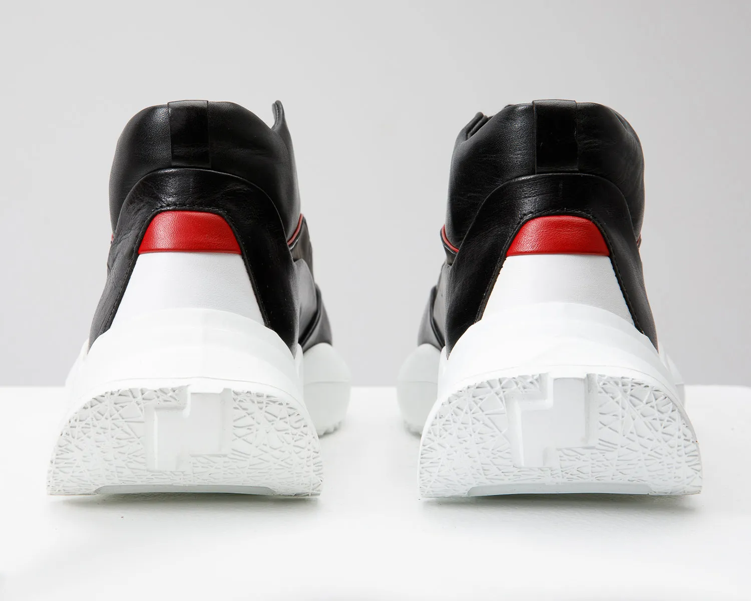 The Graton Black Leather Men Sneaker Final Sale! High arch support Eco Friendly Build