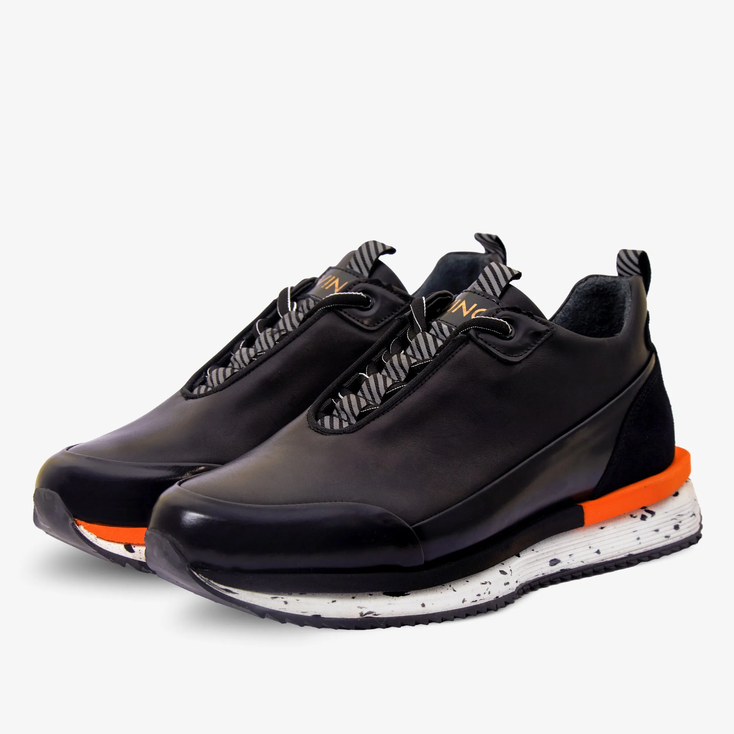 Thermal Regulating Interior The Milford  Black  Leather Men Sneaker