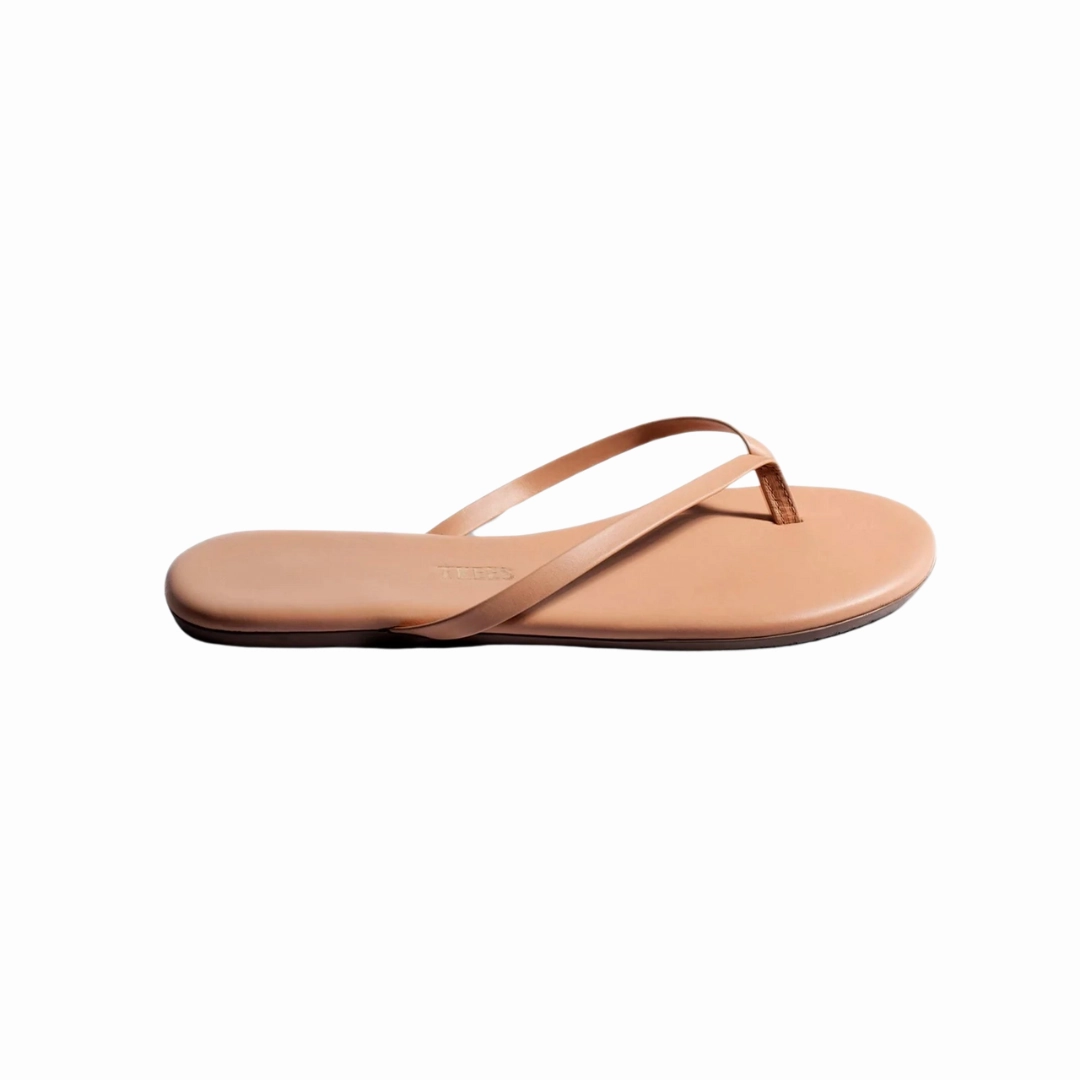 casual wearers - specific functions Maximum Support Foundations Matte in Pout