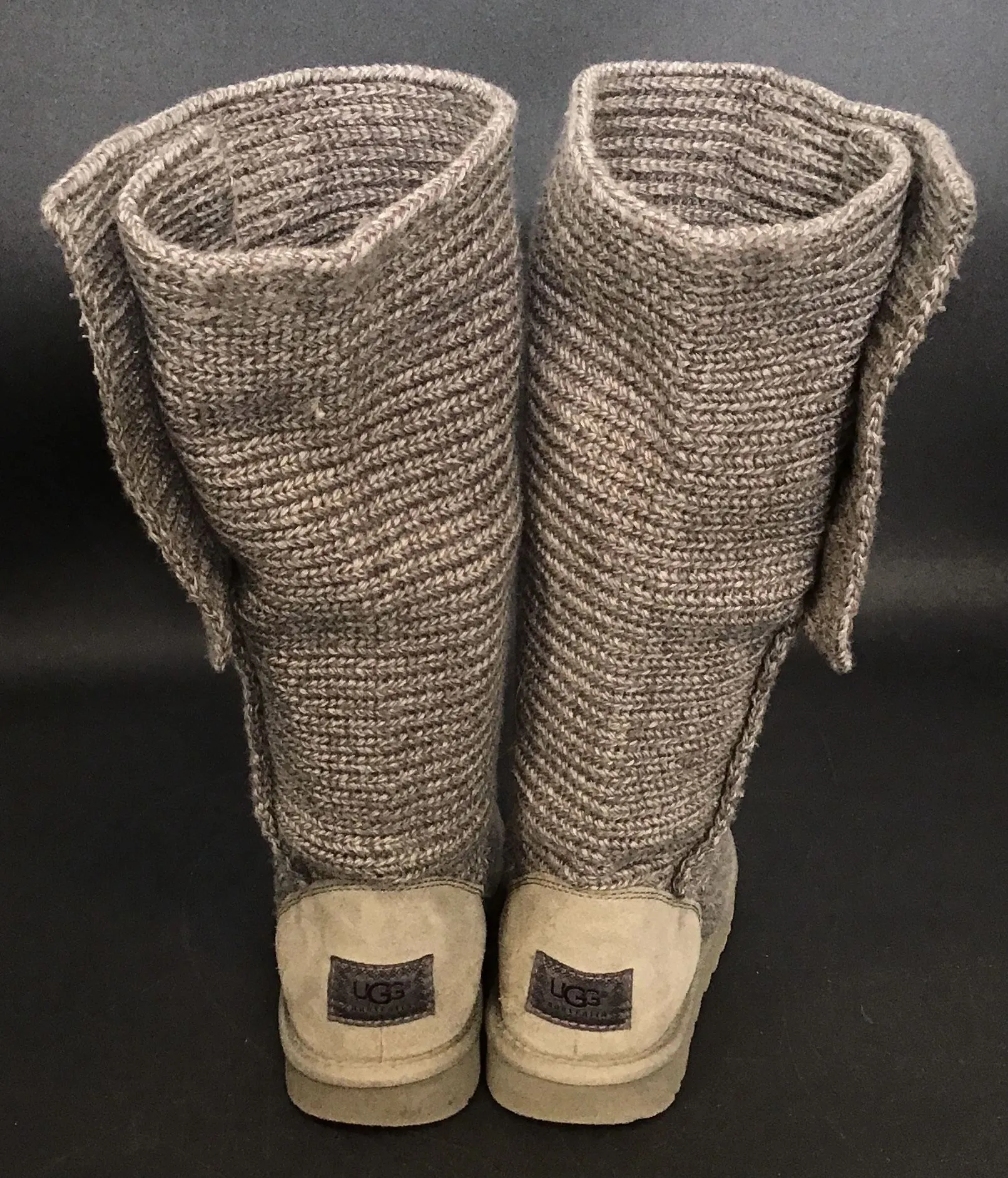 Ugg Women's Australia Cardy Gray Knitted Snow Boots - Size 10