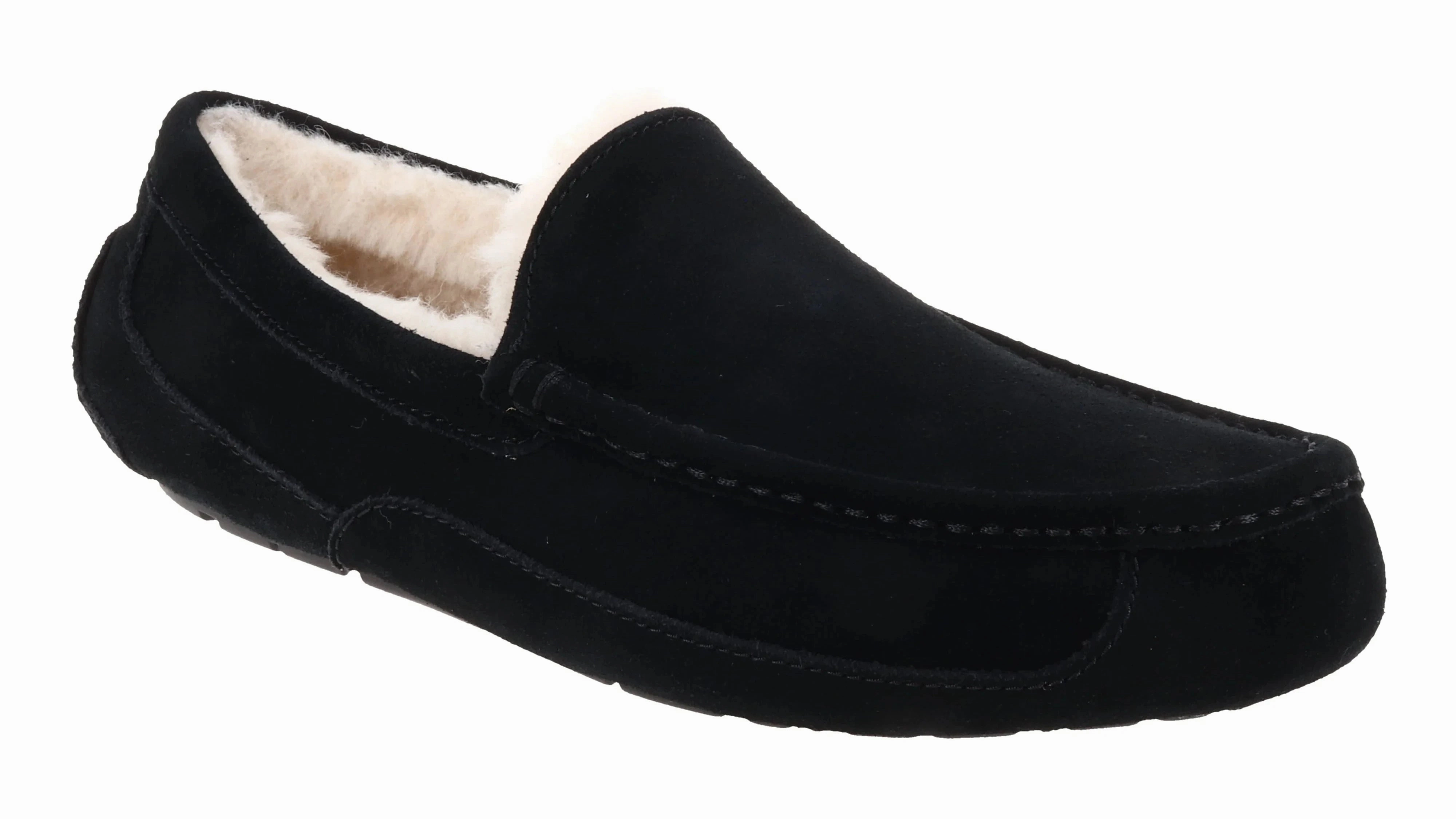 UGG ASCOT MEN'S Secure Lacing Mechanism