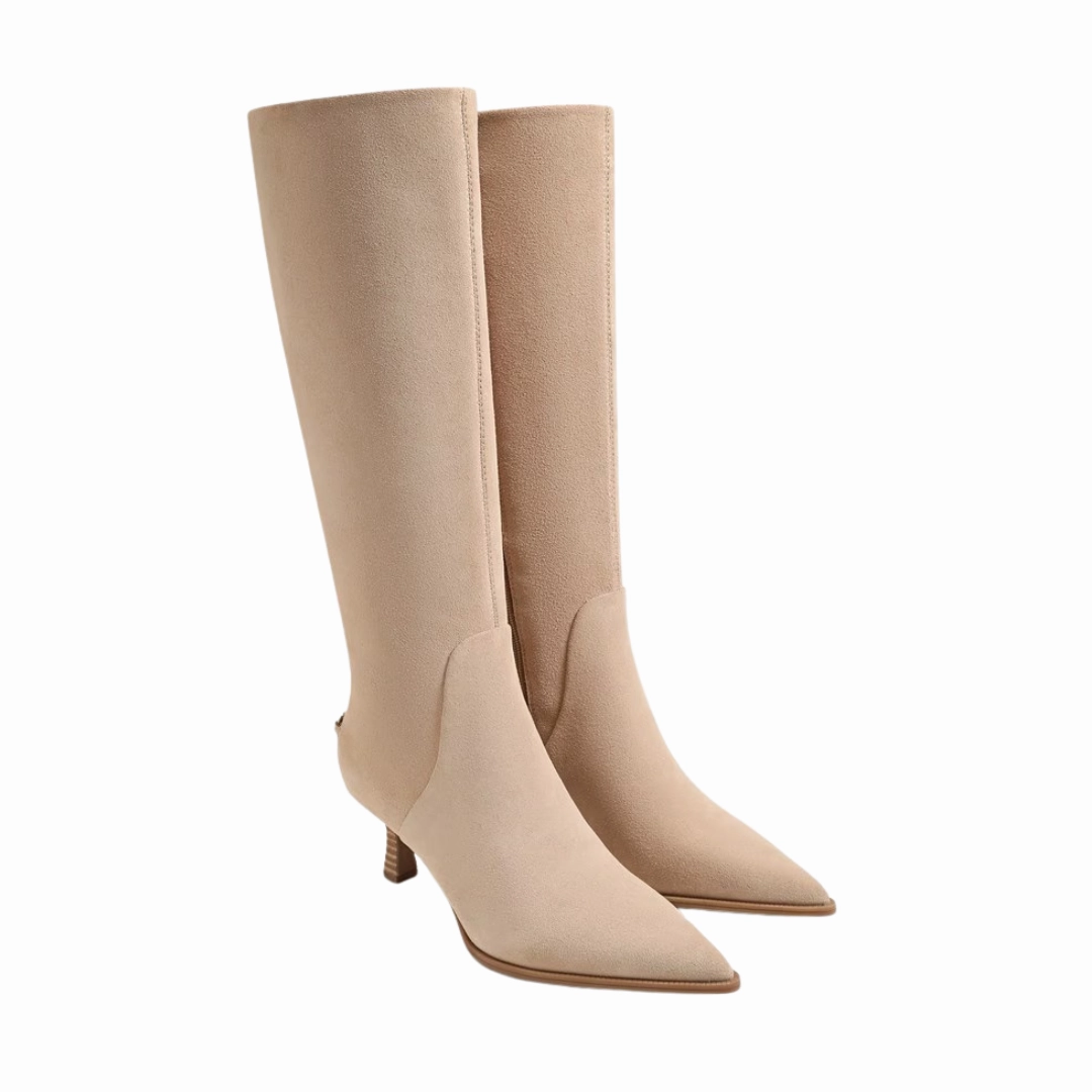 Yulia in Oat Insulated Mountain Climber