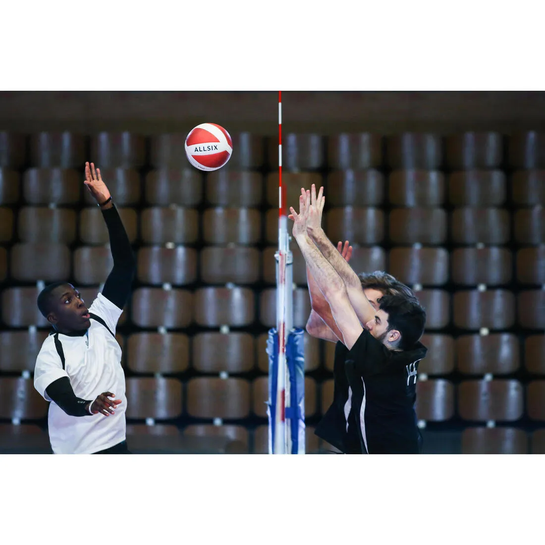 V900 Volleyball 260-280g
