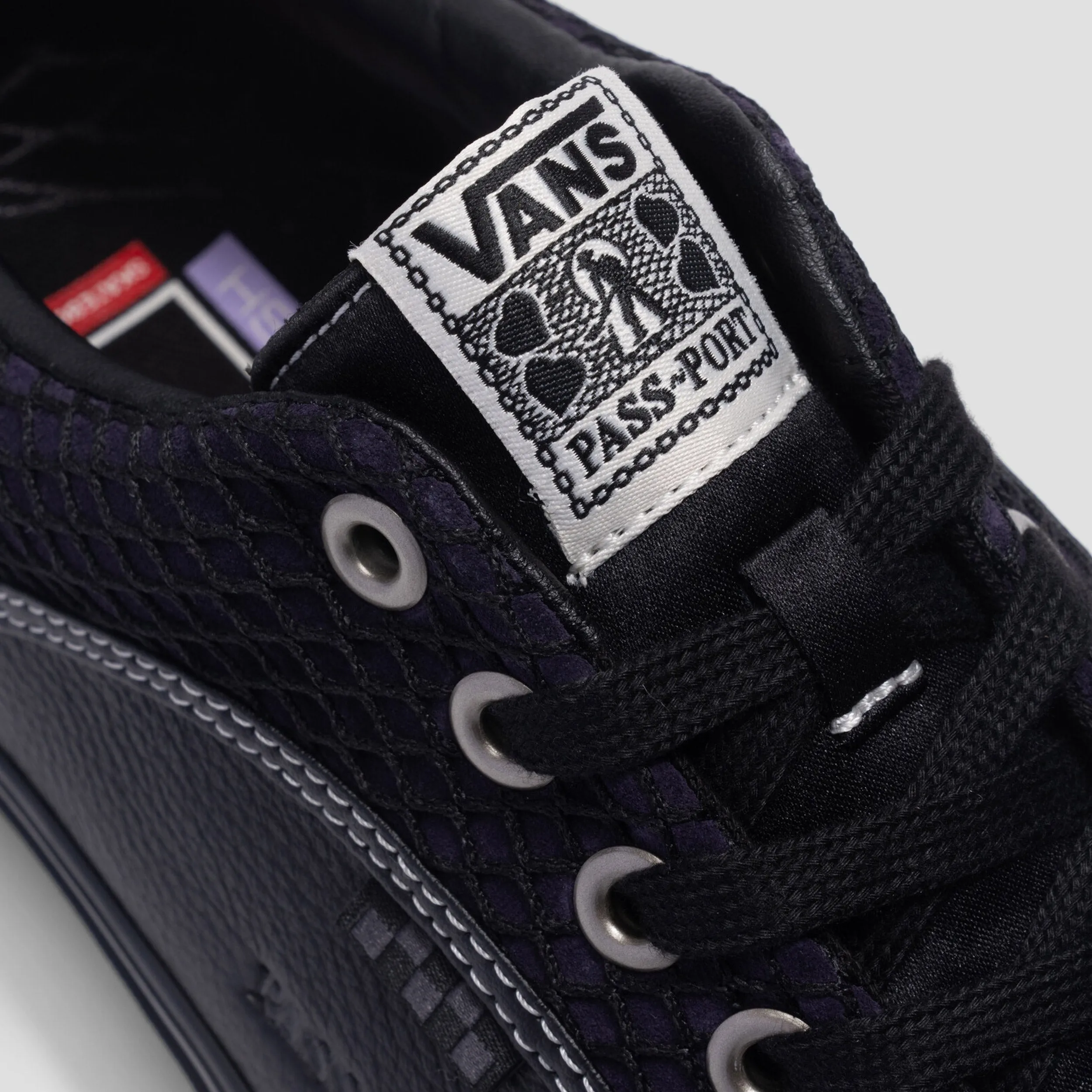 Vans X Passport Skate Lampin Skate Shoes Black / Purple