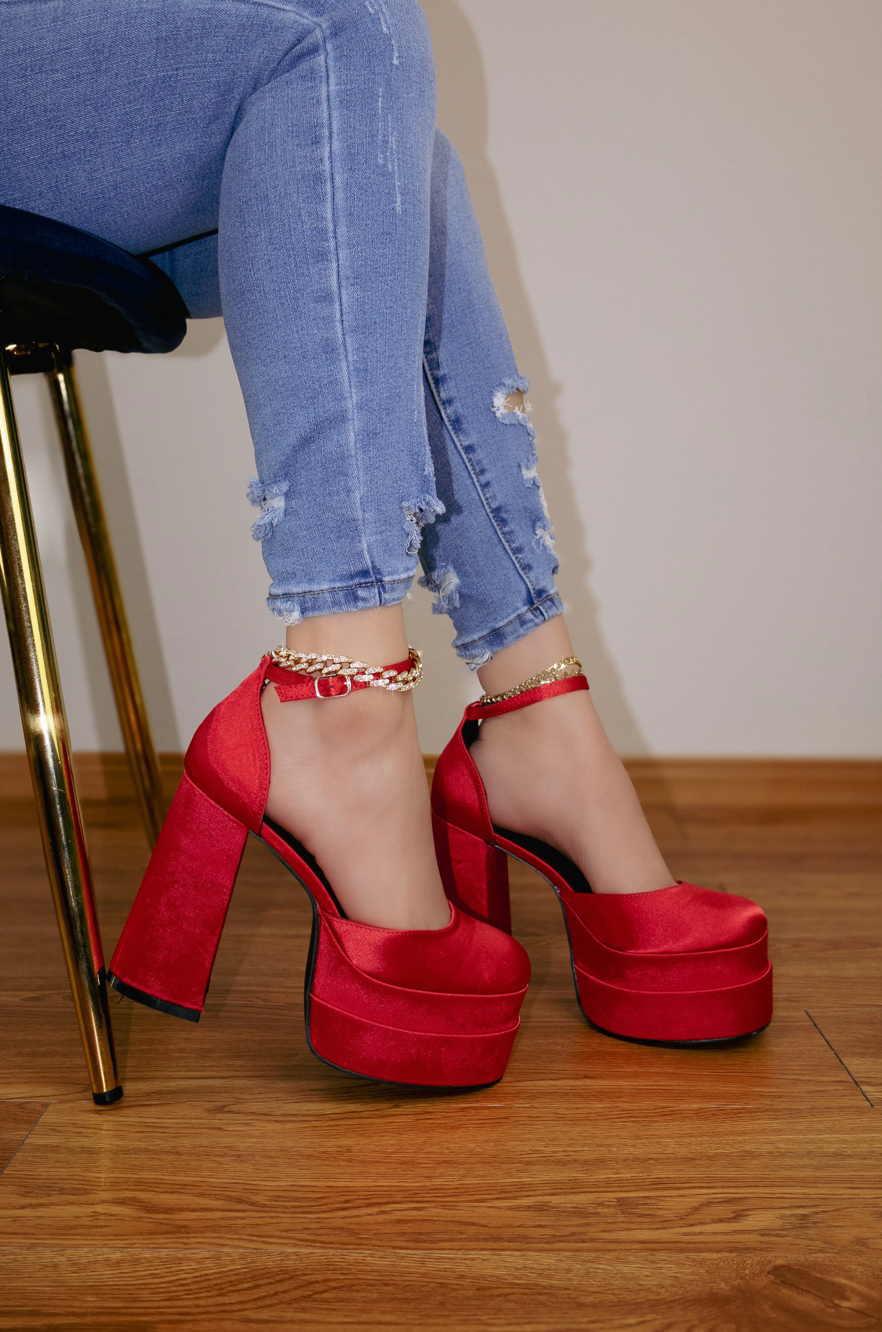 Velvet - Wide Fit Platform Block Heels, Adjustable Ankle Strap & Closed Round Toe, Elegant Party Footwear, Comfortable & Chic for Evening Events
