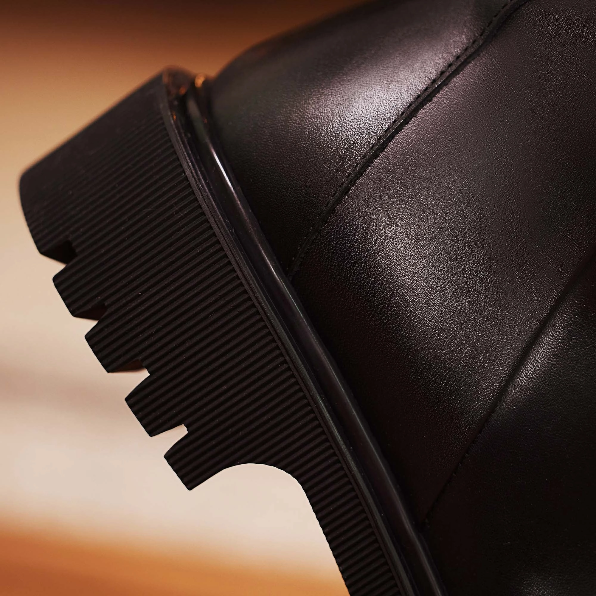 suitable for beginners Ultimate Ease Vend?me Riva black calfskin leather boots