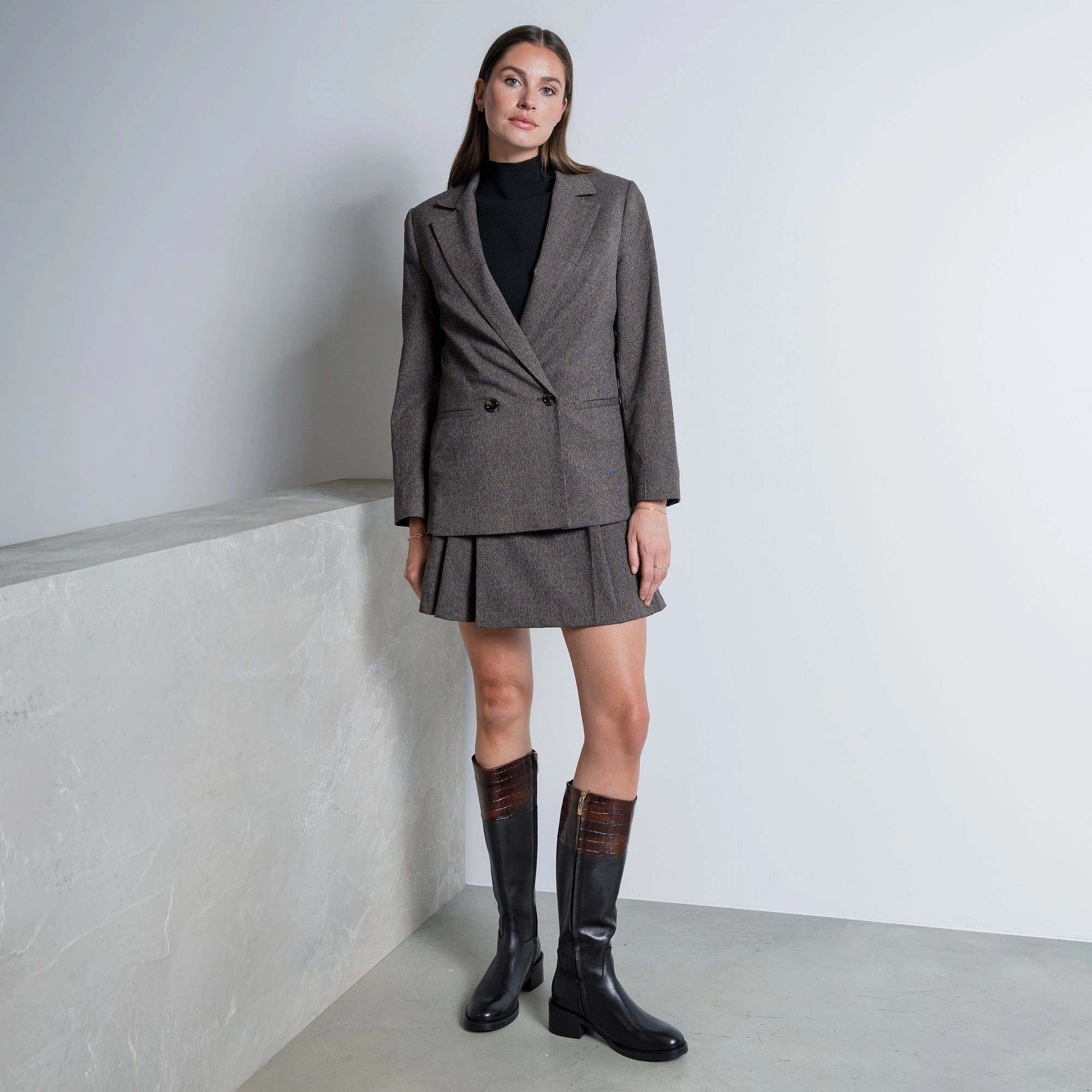 Slim Style Vend?me Iris black with brown calfskin leather boots