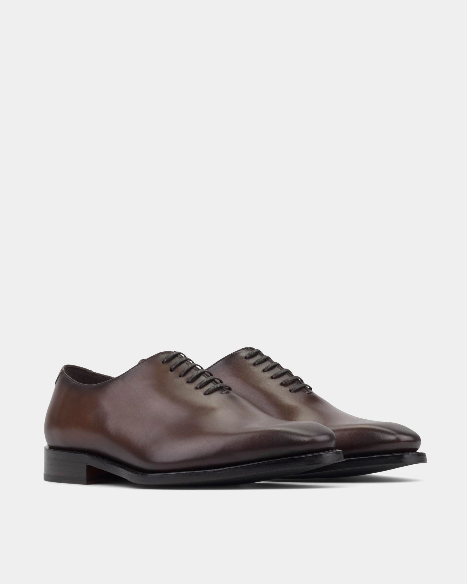 Vincent Brown Wholecut in 722 Premium Leather Upper Neutral Fit