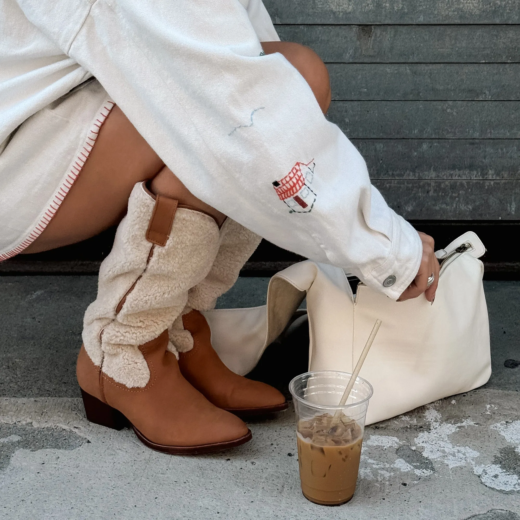 Rugged Built City Walking MYKEL PLUSH BOOTS CARAMEL NUBUCK