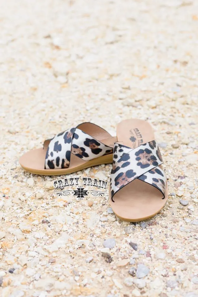 Wild Way Leopard Slides