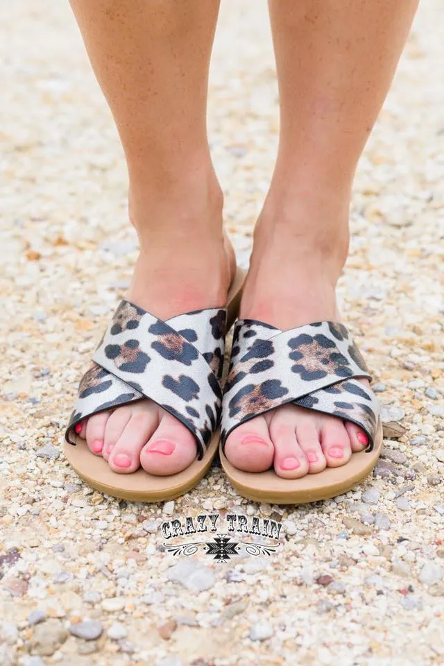 Wild Way Leopard Slides