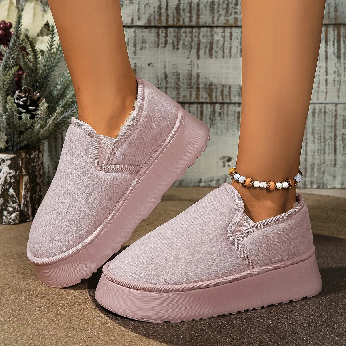 Women Snow Boots New Winter Vintage Boots Women Household Anti-skid Plush Comfortable Outdoors Thick Bottom Windbreak Warm Boots