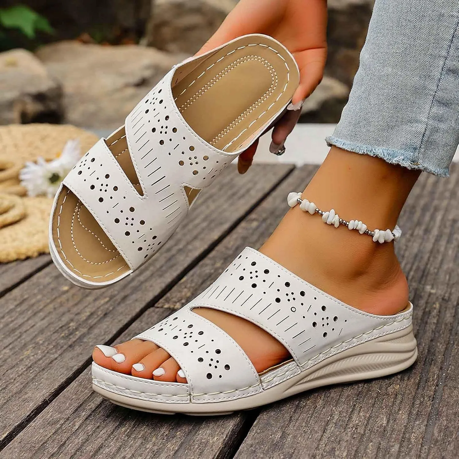 Women's Leather Wedge Sandals 2025 Solid Color Open-Toe Summer Shoes Lightweight Walking Sandals with Cushion for Office Date Outdoor Sandal