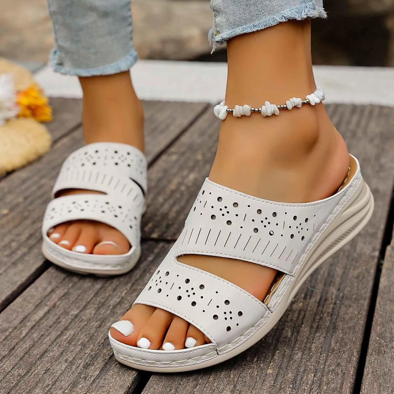 Women's Leather Wedge Sandals 2025 Solid Color Open-Toe Summer Shoes Lightweight Walking Sandals with Cushion for Office Date Outdoor Sandal