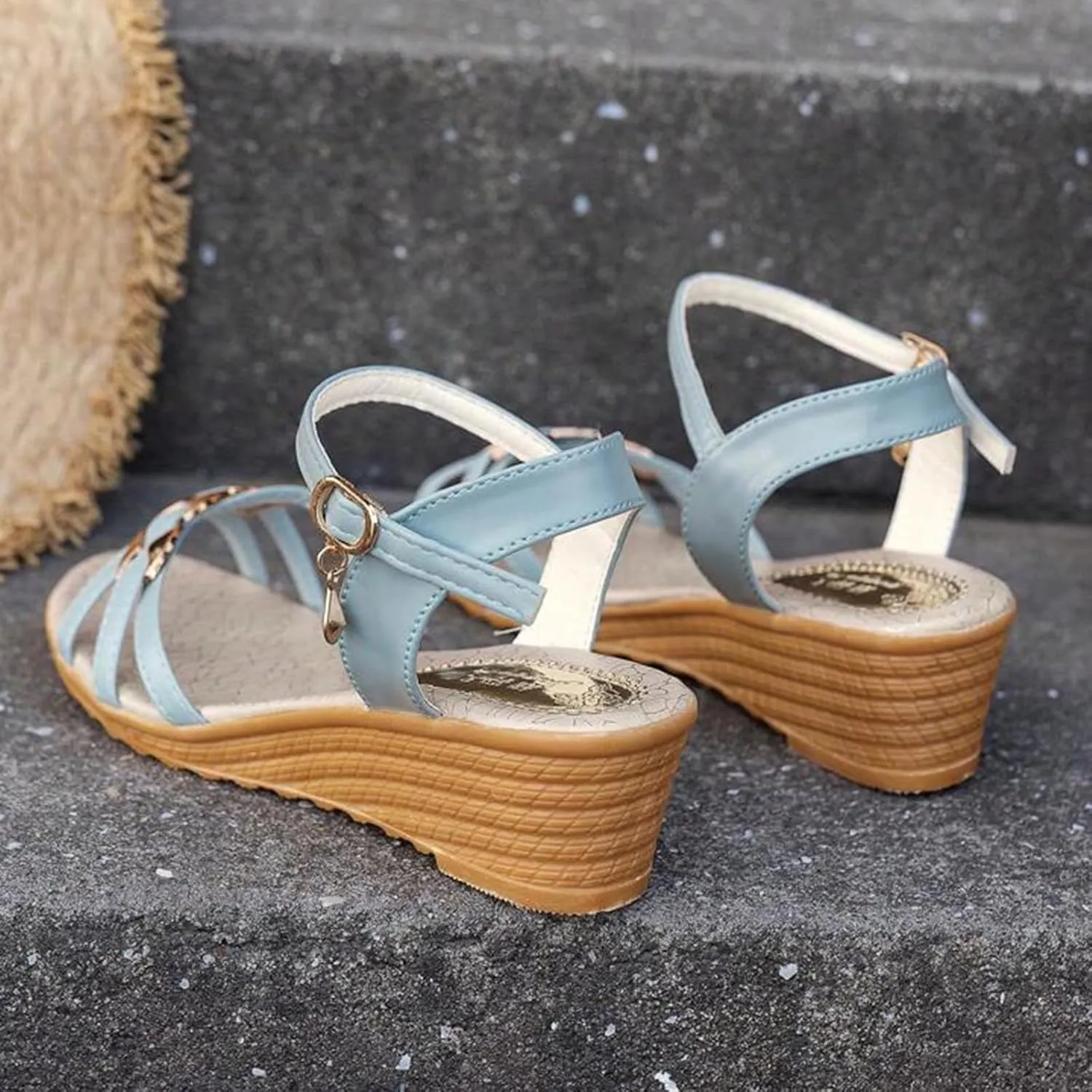 Womens Sandals Wedge Low Jelly Beach Flip Flops Female Students Korean Fashion Wear Women's Platform & Wedge Sandals