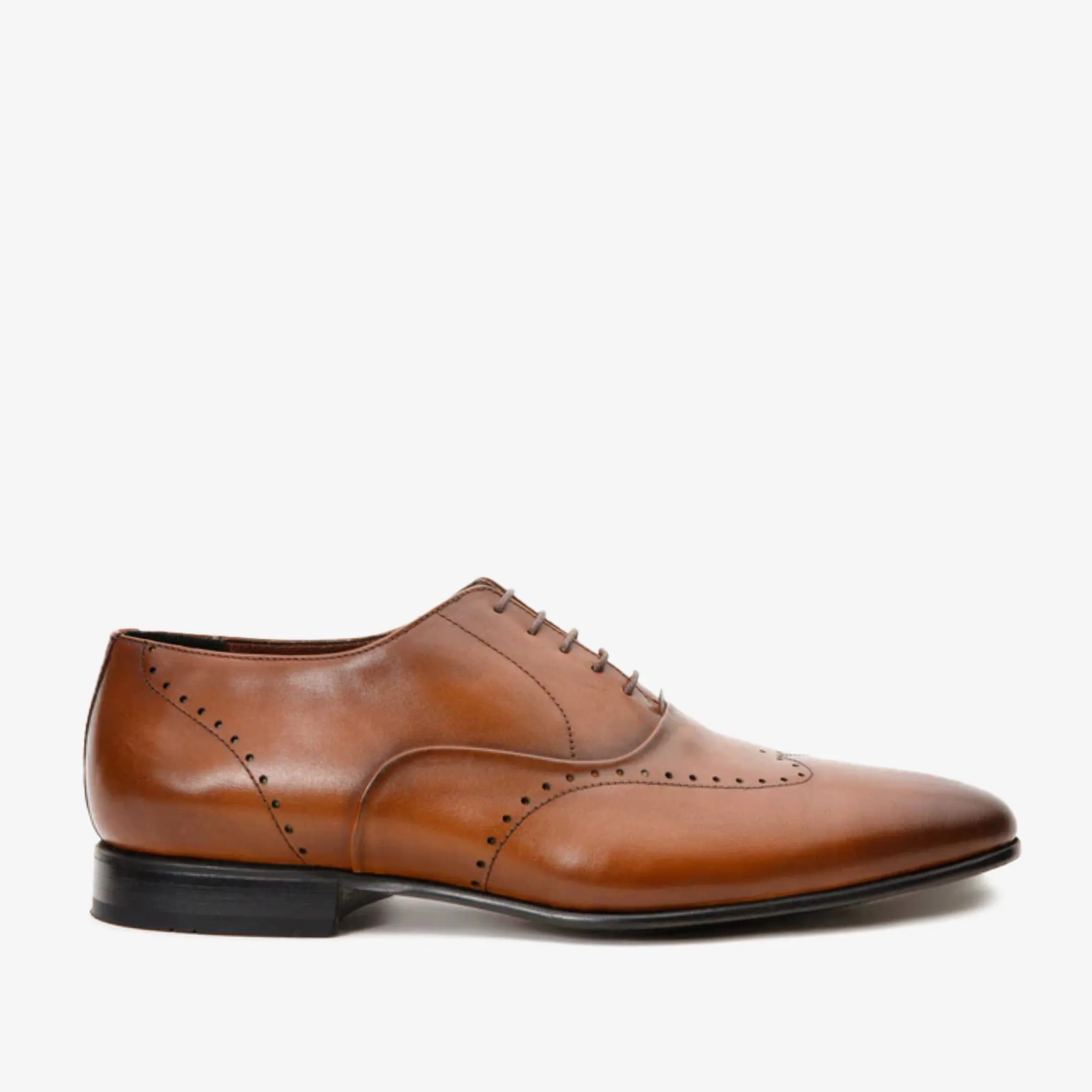 The Roma Tan Leather Wingtip Oxford Men Shoe Cross Floor Shift Long