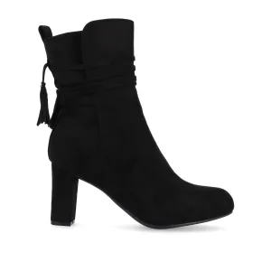 ZURI ZIP-UP BOOTIES IN FAUX SUEDE Reinforced Form Weekend Camping